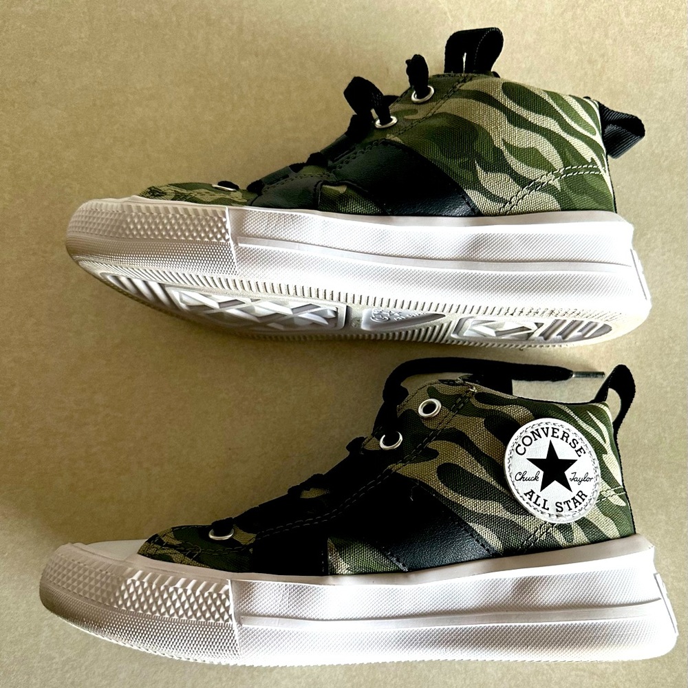 Kids Cammo Chucks All Stars in great shape